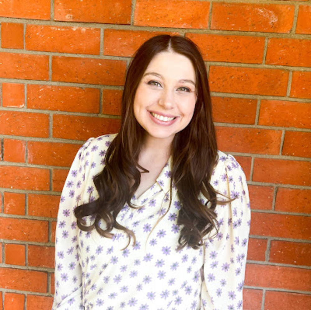 Meet your Posher, Courtney